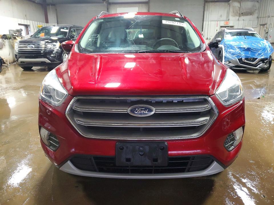 Продаж на аукціоні авто 2017 Ford Escape, vin: 1FMCU0GDXHUD37186, номер лоту: 79202135