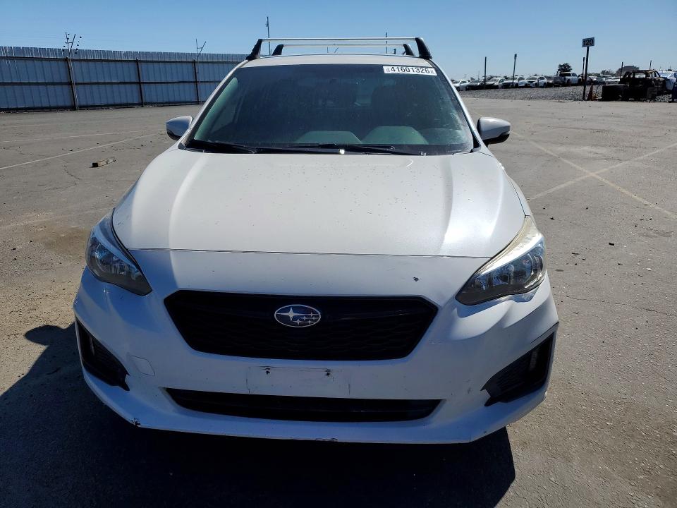 41601326 :رقم المزاد ، 4S3GTAK64J1706770 vin ، 2018 Subaru Impreza مزاد بيع