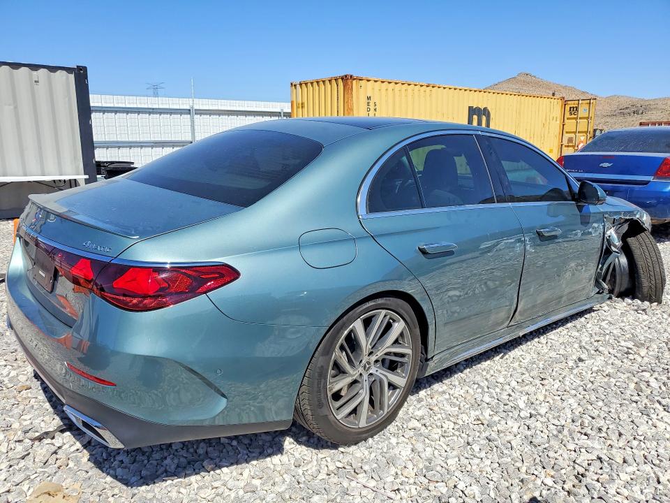 47804686 :رقم المزاد ، W1KLF4HBXRA057053 vin ، 2024 Mercedes-benz E مزاد بيع