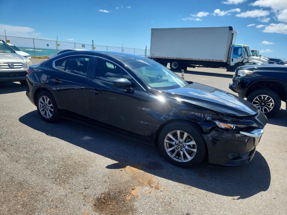 2021 Mazda 3 მანქანა იყიდება აუქციონზე, vin: 3MZBPAA7XMM202771, აუქციონის ნომერი: 48141376