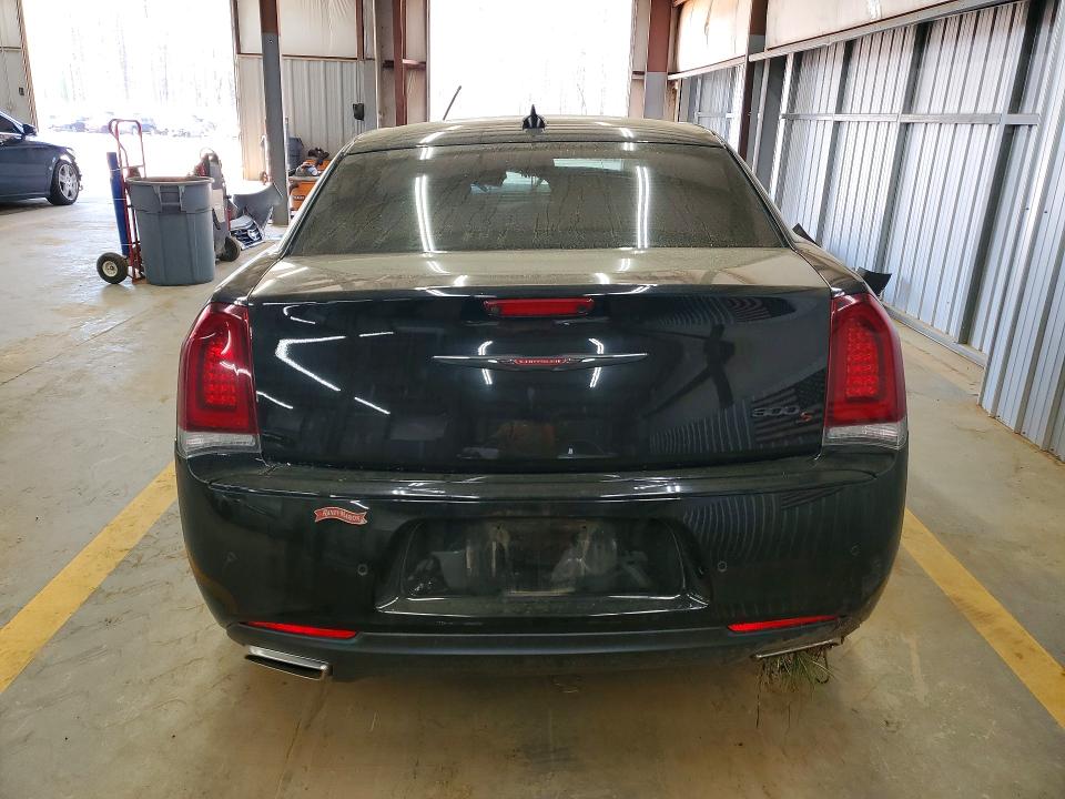 46733316 :رقم المزاد ، 2C3CCABG6MH528877 vin ، 2021 Chrysler 300 مزاد بيع