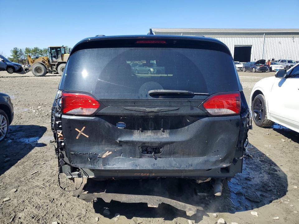45856016 :رقم المزاد ، 2C4RC1BGXKR605053 vin ، 2019 Chrysler Pacifica مزاد بيع