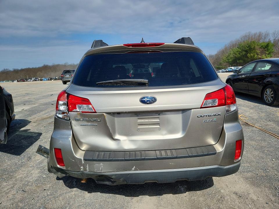 2014 Subaru Outback მანქანა იყიდება აუქციონზე, vin: 4S4BRBLC5E3236015, აუქციონის ნომერი: 47762986
