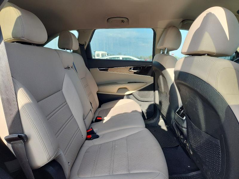 78772365 :رقم المزاد ، 5XYPGDA54KG502888 vin ، 2019 Kia Sorento مزاد بيع