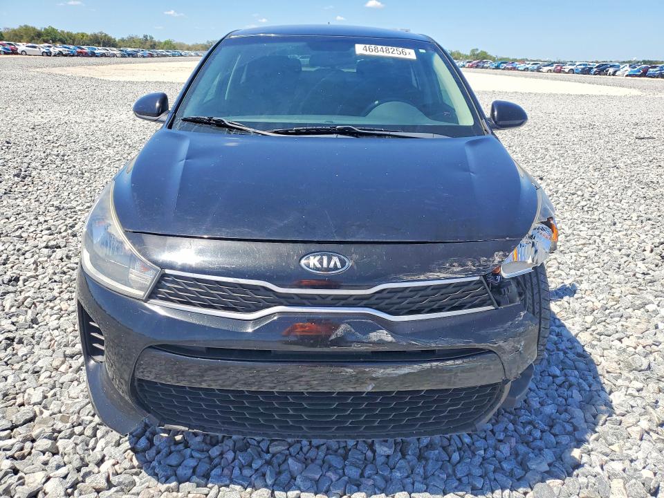 2020 Kia Rio S მანქანა იყიდება აუქციონზე, vin: 3KPA24AD9LE284179, აუქციონის ნომერი: 46848256