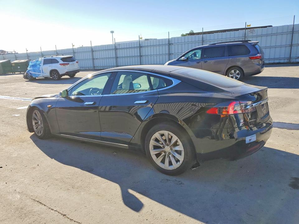 Продажа на аукционе авто 2017 Tesla Model S, vin: 5YJSA1E25HF232161, номер лота: 46746516