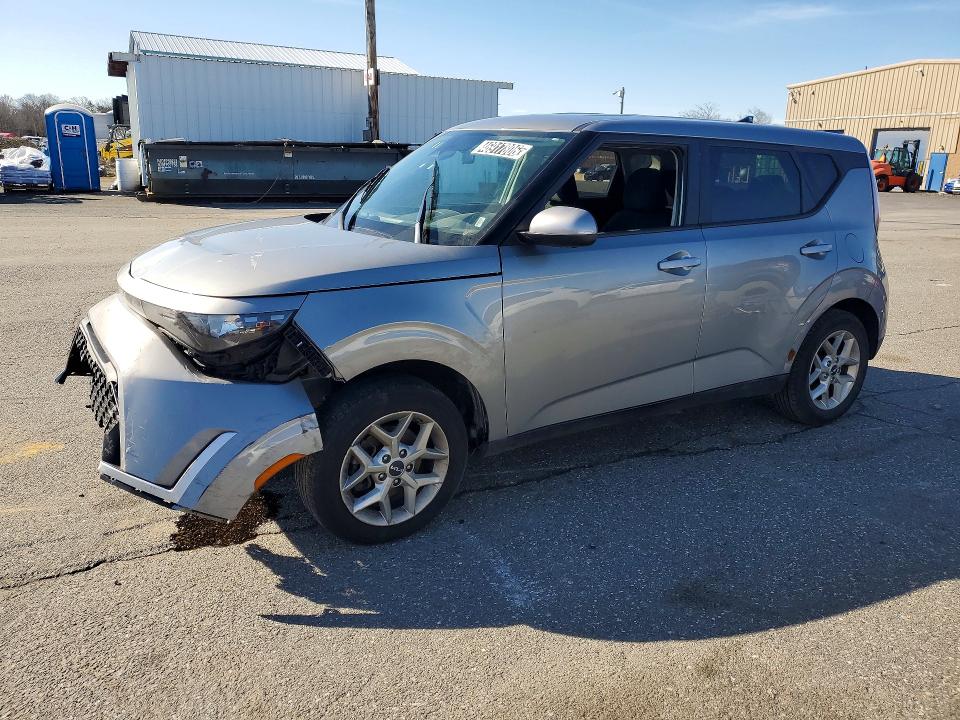 2023 Kia Soul მანქანა იყიდება აუქციონზე, vin: KNDJ23AU0P7881088, აუქციონის ნომერი: 46917806