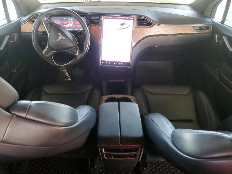 41616976 :رقم المزاد ، 5YJXCAE20KF207269 vin ، 2019 Tesla Model X مزاد بيع