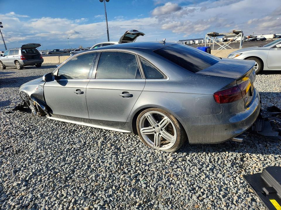 2015 Audi S4 მანქანა იყიდება აუქციონზე, vin: WAUBGAFL3FA059944, აუქციონის ნომერი: 79903945