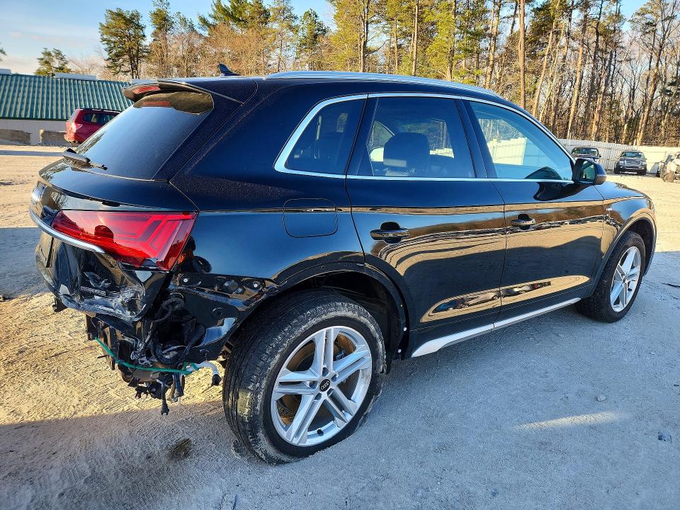 45632456 :رقم المزاد ، WA1G2AFY0R2102423 vin ، 2024 Audi Q5 E مزاد بيع