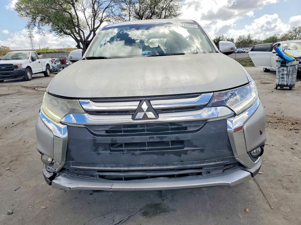 Продаж на аукціоні авто 2020 Mitsubishi Outlander, vin: JA4AD3A38LZ007470, номер лоту: 41742826