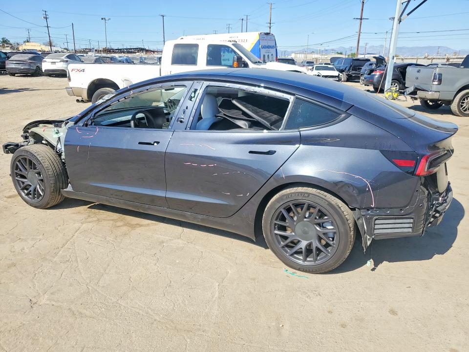 2025 Tesla Model 3 მანქანა იყიდება აუქციონზე, vin: 5YJ3E1EA8SF924762, აუქციონის ნომერი: 79669915