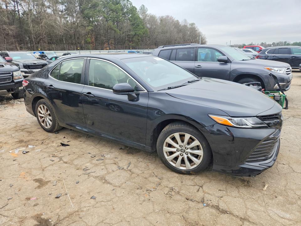 79529385 :رقم المزاد ، JTNB11HK9J3015142 vin ، 2018 Toyota Camry مزاد بيع