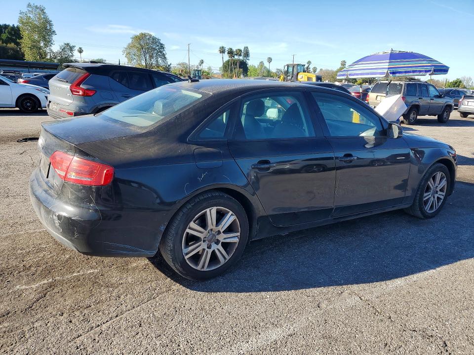 78994815 :رقم المزاد ، WAUAFAFL1BN008587 vin ، 2011 Audi A4 مزاد بيع