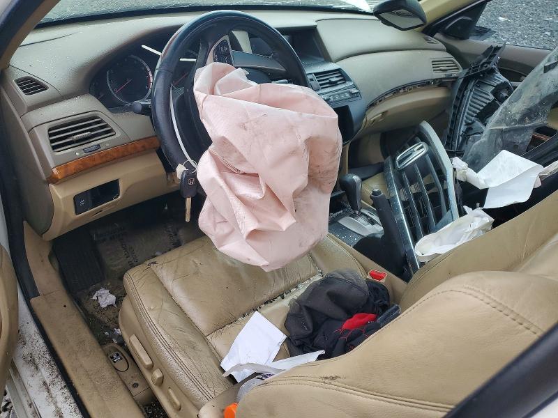 2010 Honda Accord მანქანა იყიდება აუქციონზე, vin: 1HGCP3F87AA017012, აუქციონის ნომერი: 46548286