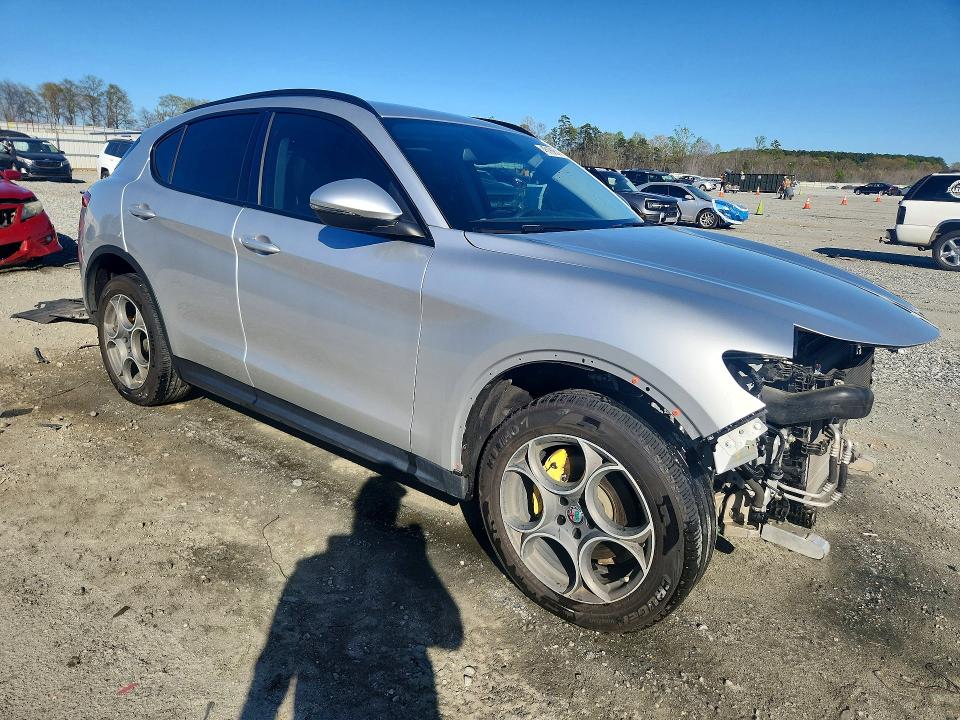 2018 Alfa Romeo Stelvio მანქანა იყიდება აუქციონზე, vin: ZASFAKPN9J7B78686, აუქციონის ნომერი: 46188516