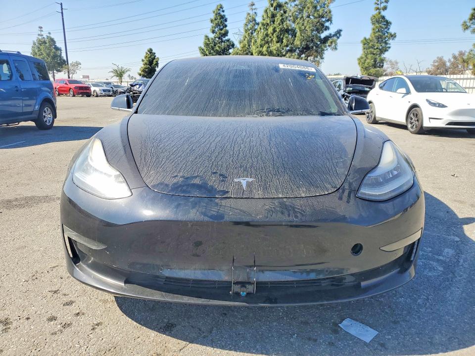 Продаж на аукціоні авто 2018 Tesla Model 3, vin: 5YJ3E1EA8JF156456, номер лоту: 42004086