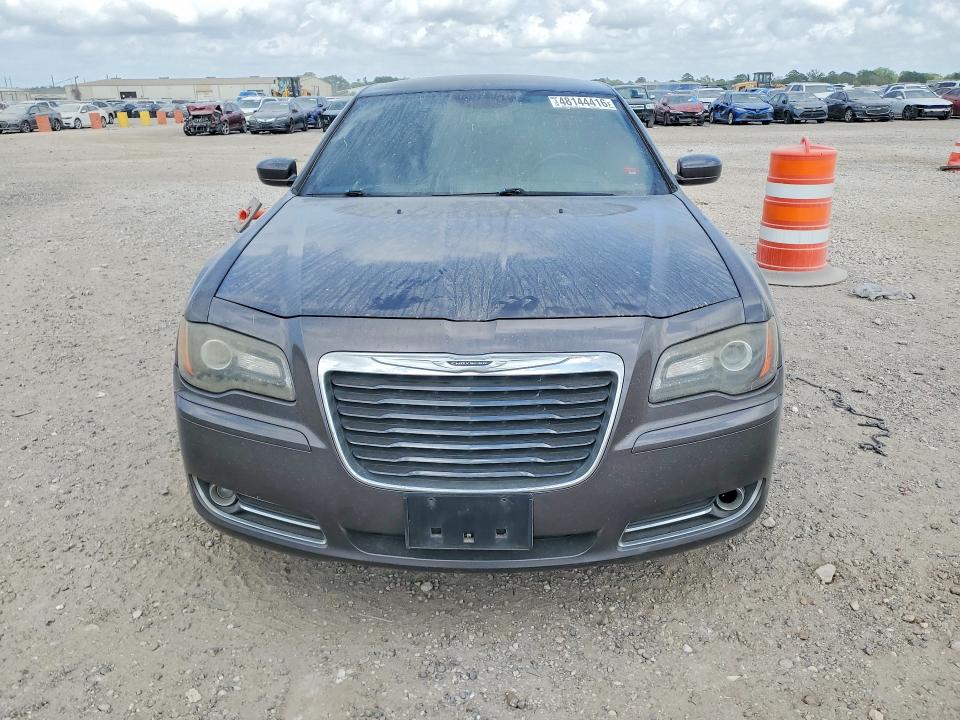 2013 Chrysler 300 მანქანა იყიდება აუქციონზე, vin: 2C3CCABG7DH660921, აუქციონის ნომერი: 48144416