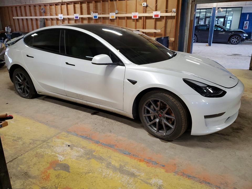 Продажа на аукционе авто 2023 Tesla Model 3, vin: 5YJ3E1EA8PF424060, номер лота: 46115986