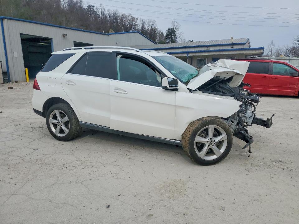 46498316 :رقم المزاد ، 4JGDA5HB3JB144449 vin ، 2018 Mercedes-benz Gle مزاد بيع