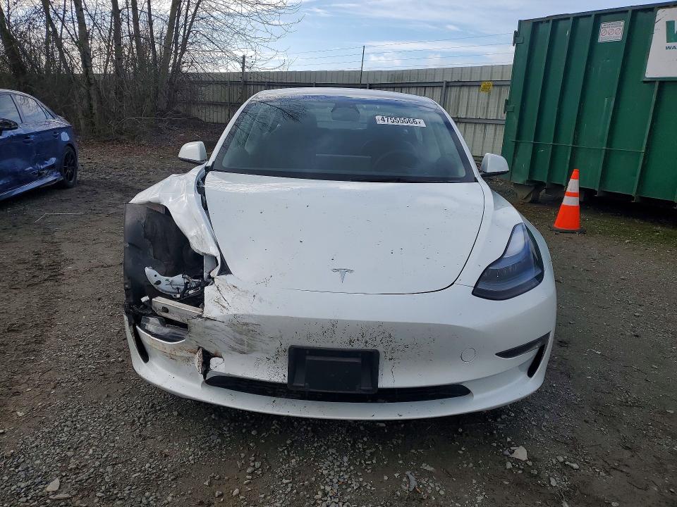 47555666 :رقم المزاد ، 5YJ3E1EB4PF636799 vin ، 2023 Tesla Model 3 مزاد بيع