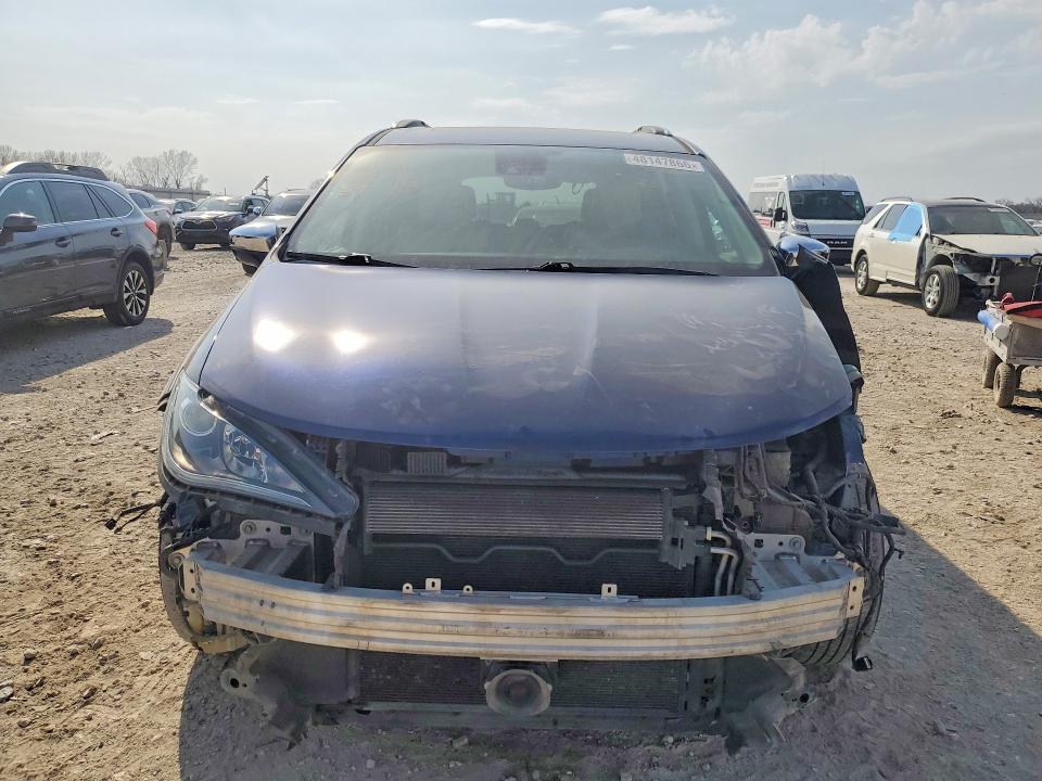 Продаж на аукціоні авто 2017 Chrysler Pacifica, vin: 2C4RC1GGXHR543834, номер лоту: 48147866