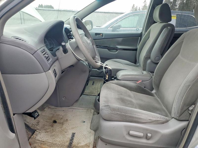 2004 Toyota Sienna მანქანა იყიდება აუქციონზე, vin: 5TDZA23C14S020072, აუქციონის ნომერი: 79369765