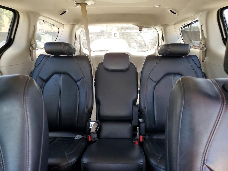 Продажа на аукционе авто 2018 Chrysler Pacifica, vin: 2C4RC1BG0JR290794, номер лота: 45444196