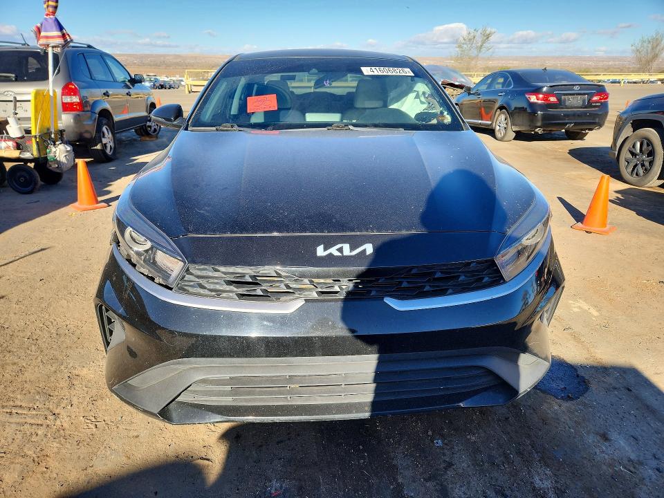 Продаж на аукціоні авто 2023 Kia Forte, vin: 3KPF24AD8PE581004, номер лоту: 41606826