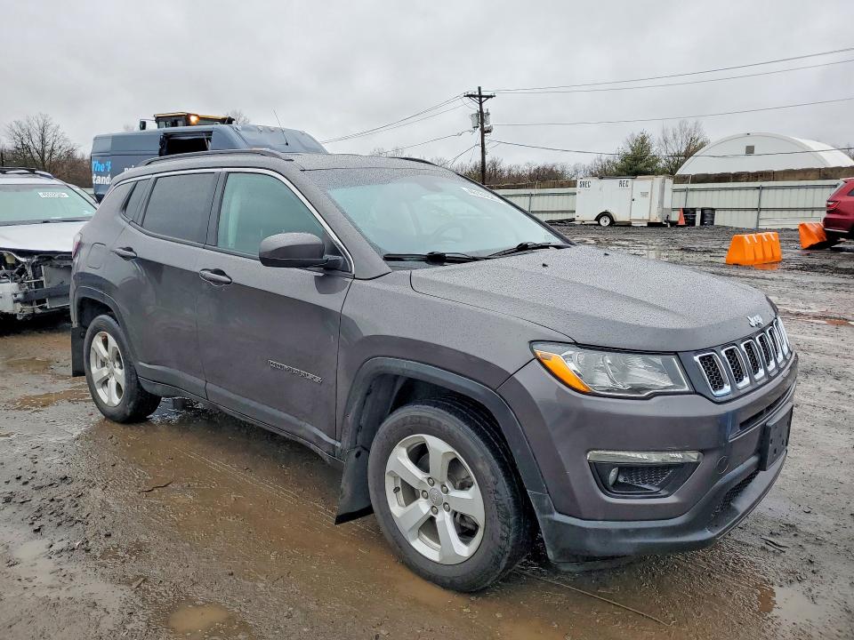 46161626 :رقم المزاد ، 3C4NJDBBXKT847218 vin ، 2019 Jeep Compass مزاد بيع