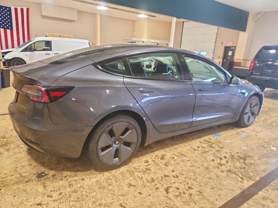 41691976 :رقم المزاد ، 5YJ3E1EB2MF051473 vin ، 2021 Tesla Model 3 مزاد بيع