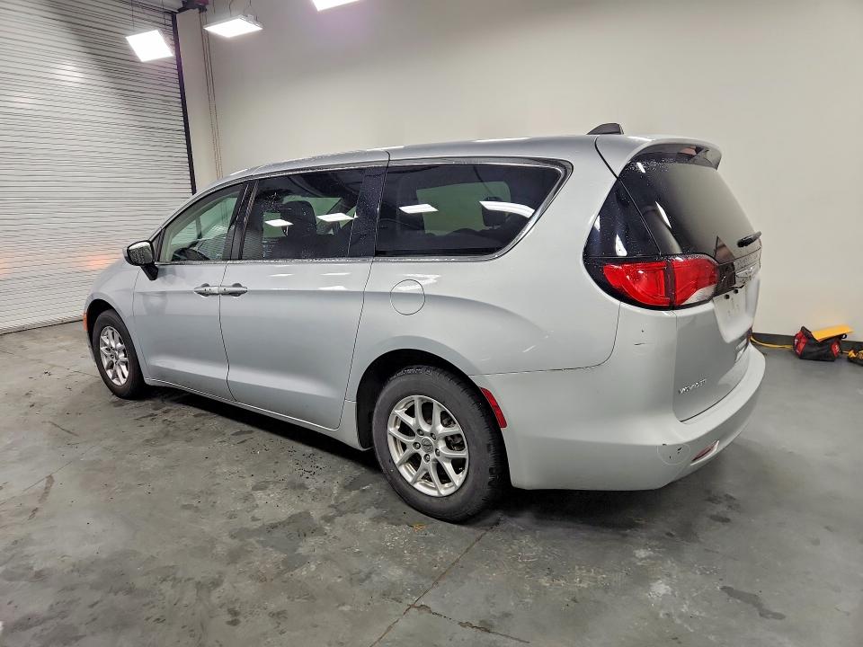 Продажа на аукционе авто 2023 Chrysler Voyager, vin: 2C4RC1CG3PR530301, номер лота: 41767116