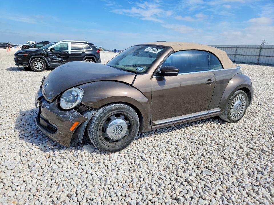 2013 Volkswagen Beetle მანქანა იყიდება აუქციონზე, vin: 3VW5X7AT4DM829060, აუქციონის ნომერი: 47215666
