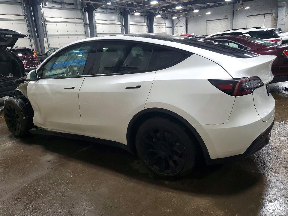 45666446 :رقم المزاد ، 5YJYGDEE7LF021847 vin ، 2020 Tesla Model Y مزاد بيع