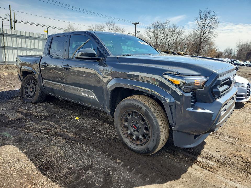 46687136 :رقم المزاد ، 3TMKB5FN4SM036177 vin ، 2025 Toyota Tacoma مزاد بيع