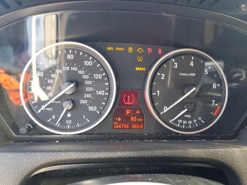 45514806 :رقم المزاد ، 5UXZV4C57D0E11572 vin ، 2013 Bmw X5 مزاد بيع