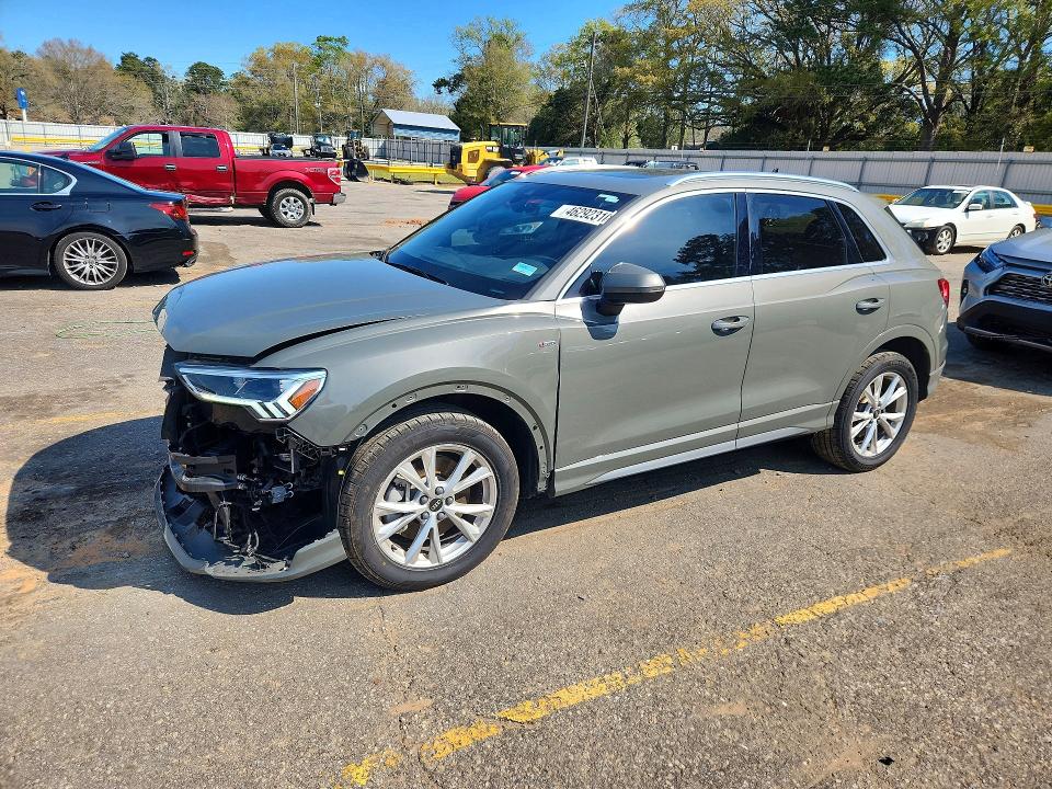 46292316 :رقم المزاد ، WA1EECF38P1117138 vin ، 2023 Audi Q3 مزاد بيع