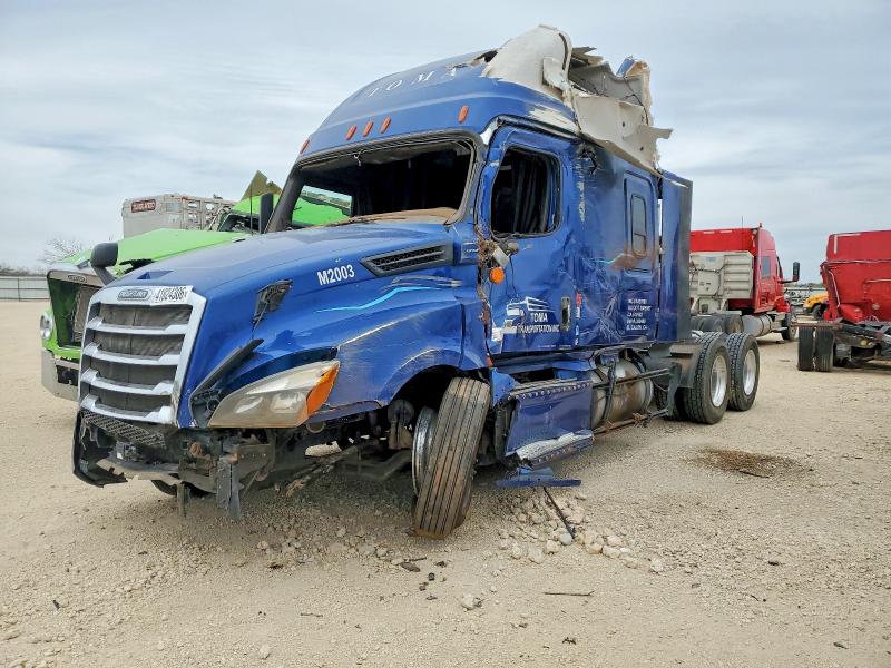 41824306 :رقم المزاد ، 3AKJHHDR9LSLK0499 vin ، 2020 Freigliner Cascadia 126 مزاد بيع