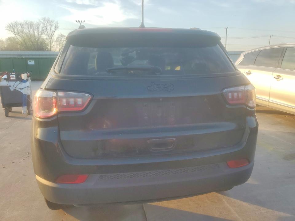 46529026 :رقم المزاد ، 3C4NJCBB6KT613037 vin ، 2019 Jeep Compass مزاد بيع