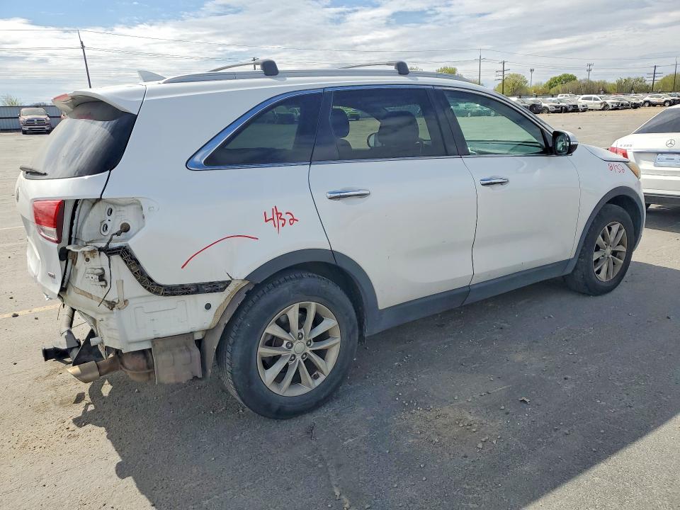 47378686 :رقم المزاد ، 5XYPGDA35GG040878 vin ، 2016 Kia Sorento مزاد بيع