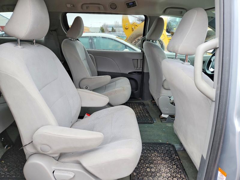 Продаж на аукціоні авто 2016 Toyota Sienna, vin: 5TDZK3DC1GS699556, номер лоту: 79914355