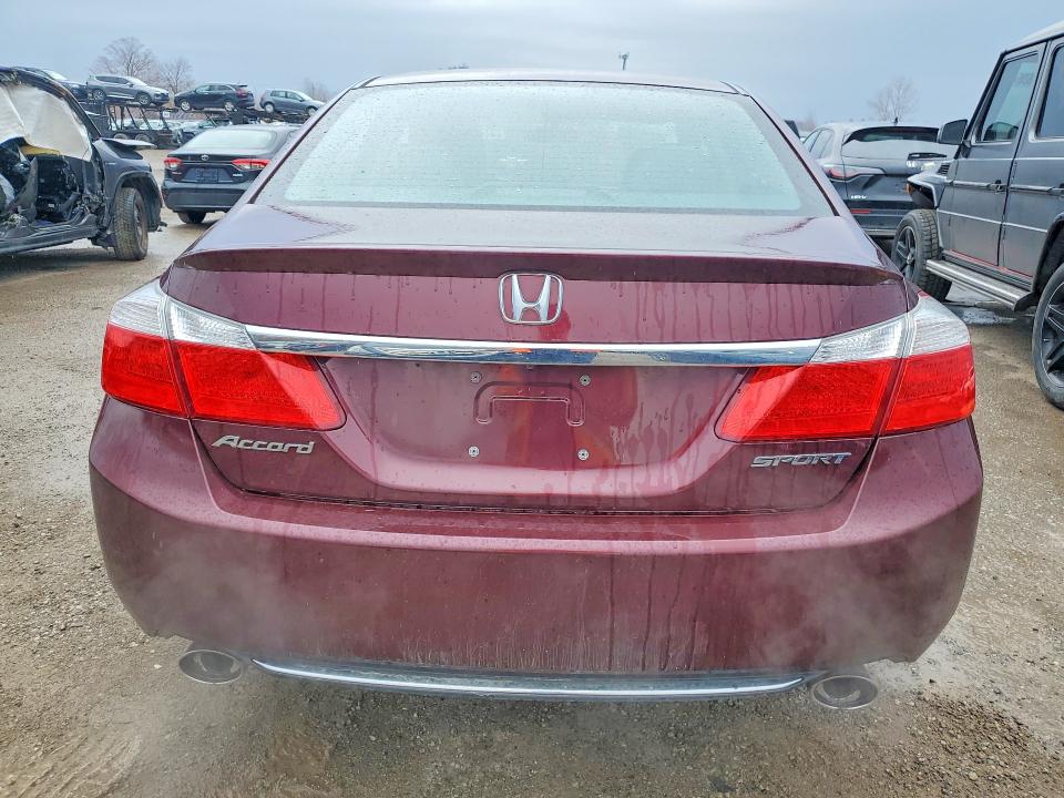47646226 :رقم المزاد ، 1HGCR2F50FA806247 vin ، 2015 Honda Accord مزاد بيع