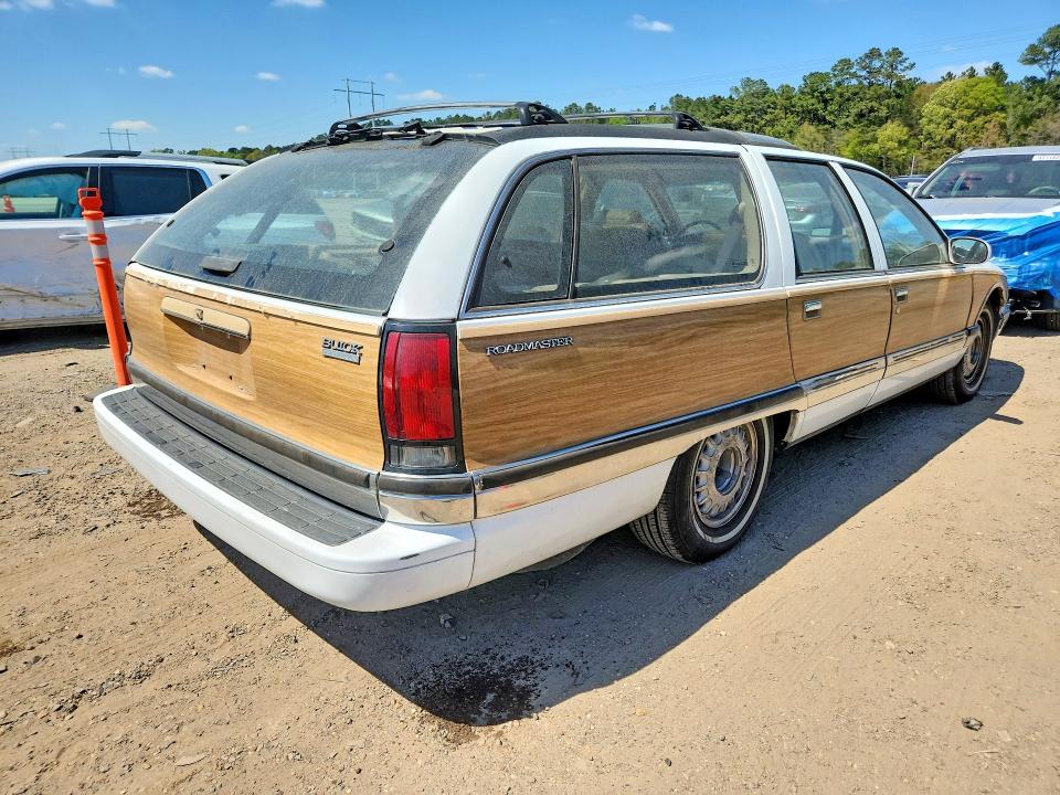 1996 Buick Roadmaster მანქანა იყიდება აუქციონზე, vin: 1G4BR82P8TR414310, აუქციონის ნომერი: 46843226