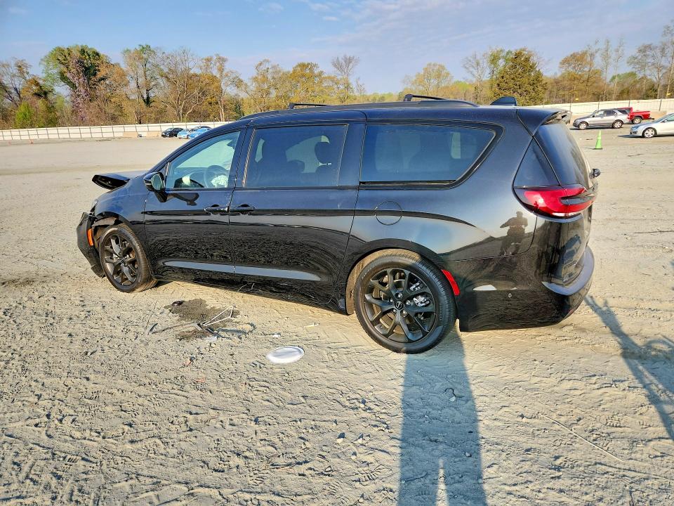 Продаж на аукціоні авто 2024 Chrysler Pacifica, vin: 2C4RC1GG2RR103768, номер лоту: 47650246