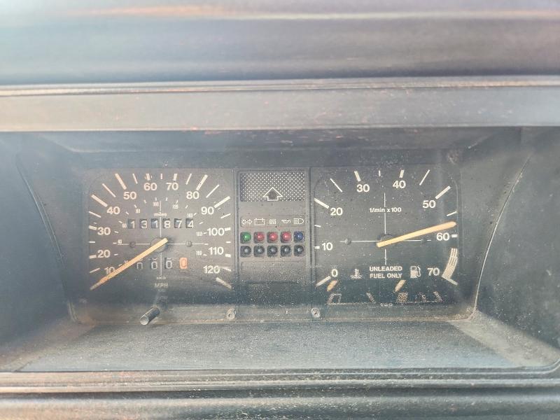 1986 Volkswagen Cabriolet მანქანა იყიდება აუქციონზე, vin: WVWCA0159GK024266, აუქციონის ნომერი: 46231926