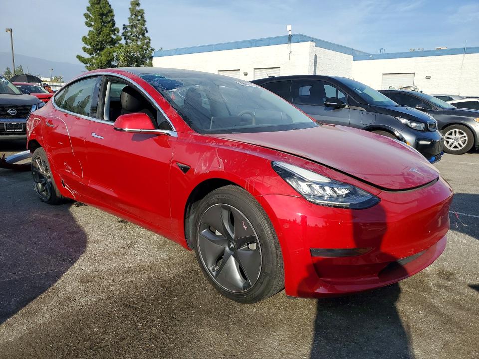 2020 Tesla Model 3 მანქანა იყიდება აუქციონზე, vin: 5YJ3E1EA8LF799246, აუქციონის ნომერი: 79554115