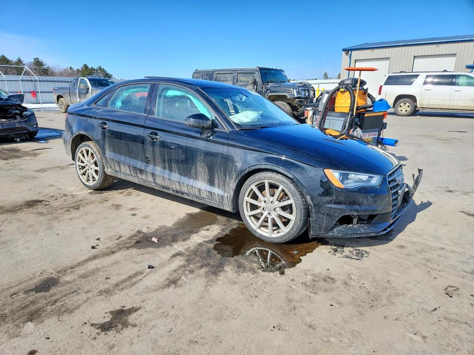 Продажа на аукционе авто 2015 Audi A3, vin: WAUBFGFF8F1074911, номер лота: 79694175