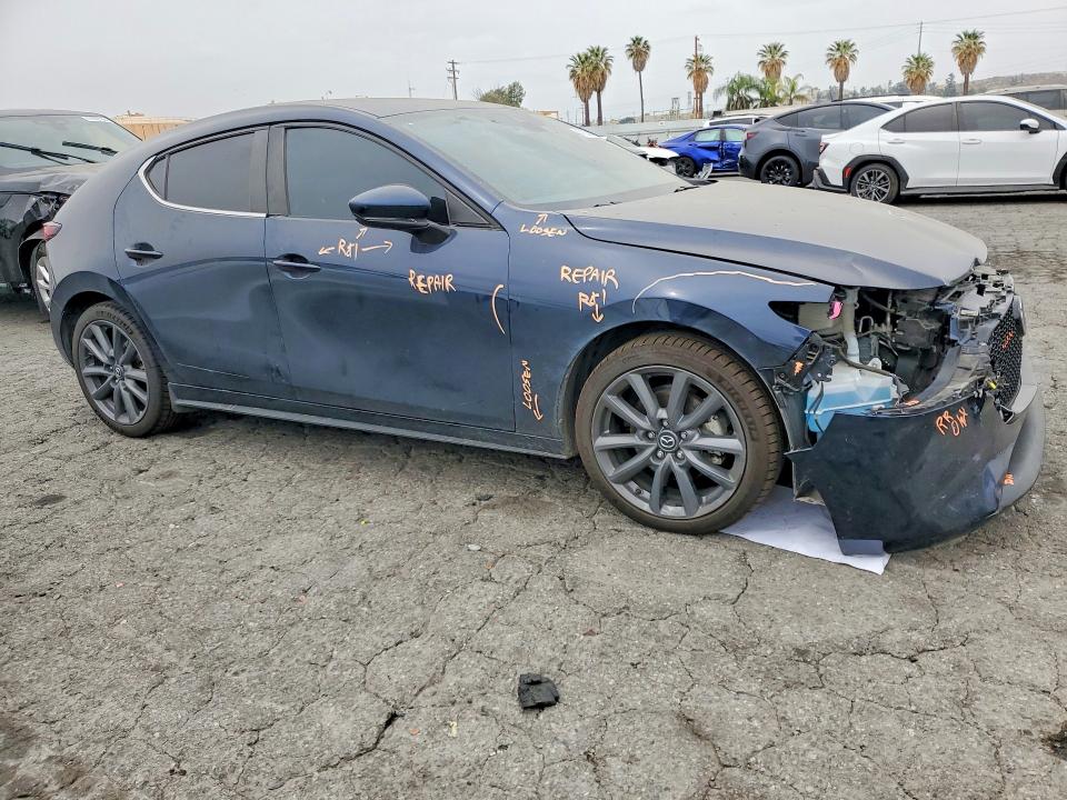 2022 Mazda 3 მანქანა იყიდება აუქციონზე, vin: JM1BPBLL1N1516827, აუქციონის ნომერი: 47836486