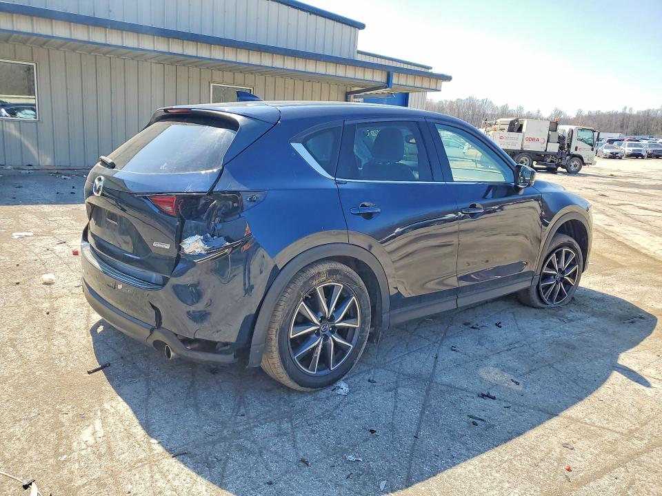 47771046 :رقم المزاد ، JM3KFBDMXJ0358781 vin ، 2018 Mazda Cx-5 مزاد بيع