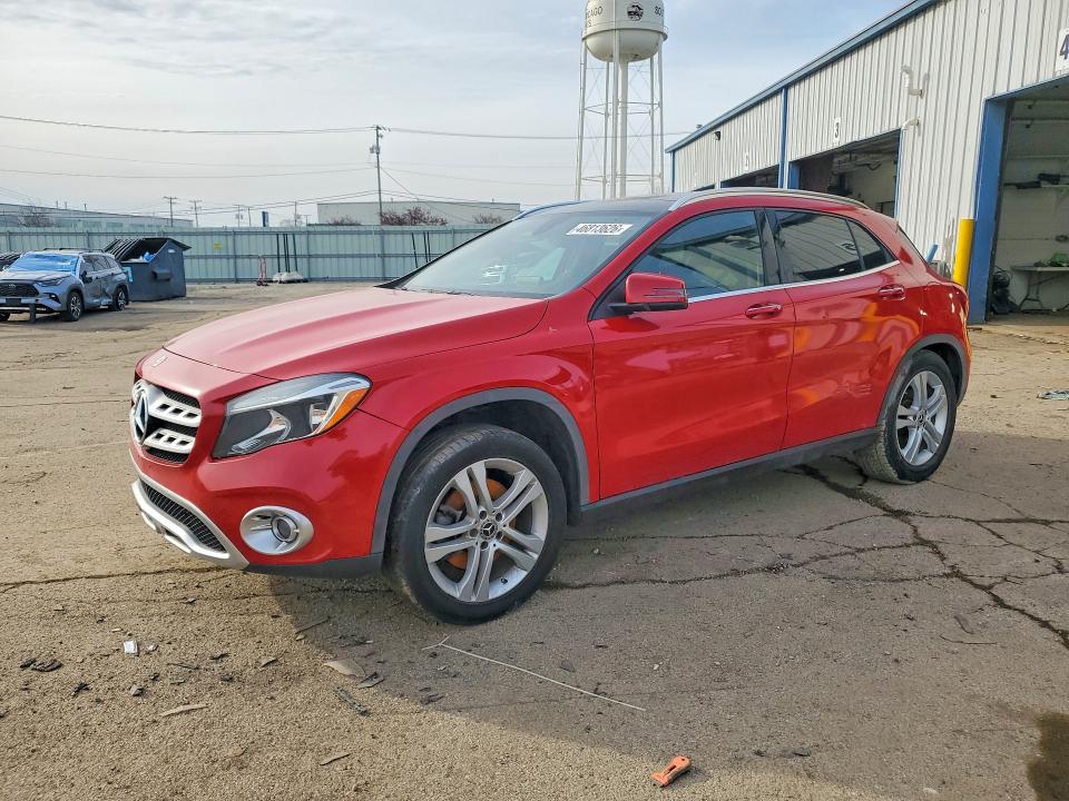 2019 Mercedes-benz Gla მანქანა იყიდება აუქციონზე, vin: WDCTG4GB8KJ586008, აუქციონის ნომერი: 46813626